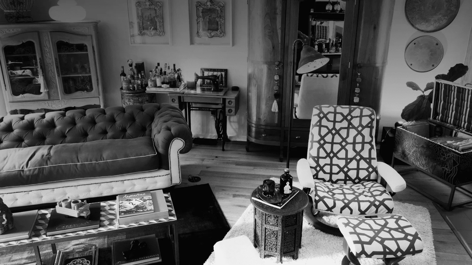 Vintage Furniture Living Room